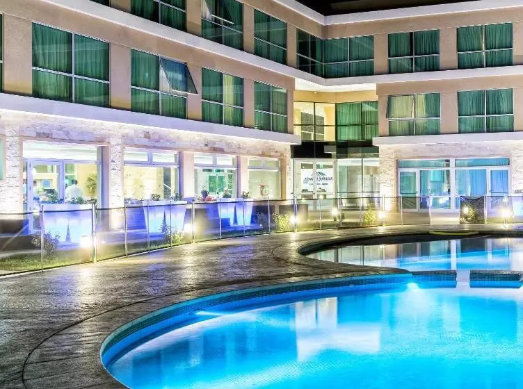 ホテル Howard Johnson Neuquen