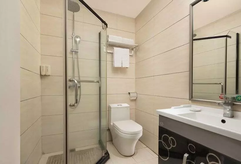 Kaiserdom Hotel Airport Branch