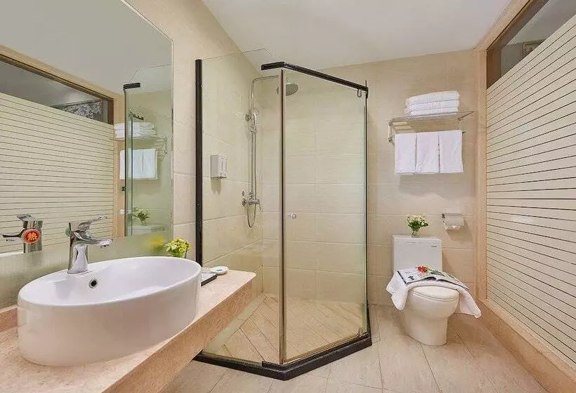 Kaiserdom Hotel Airport Branch