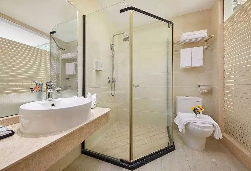 Kaiserdom Hotel Airport Branch