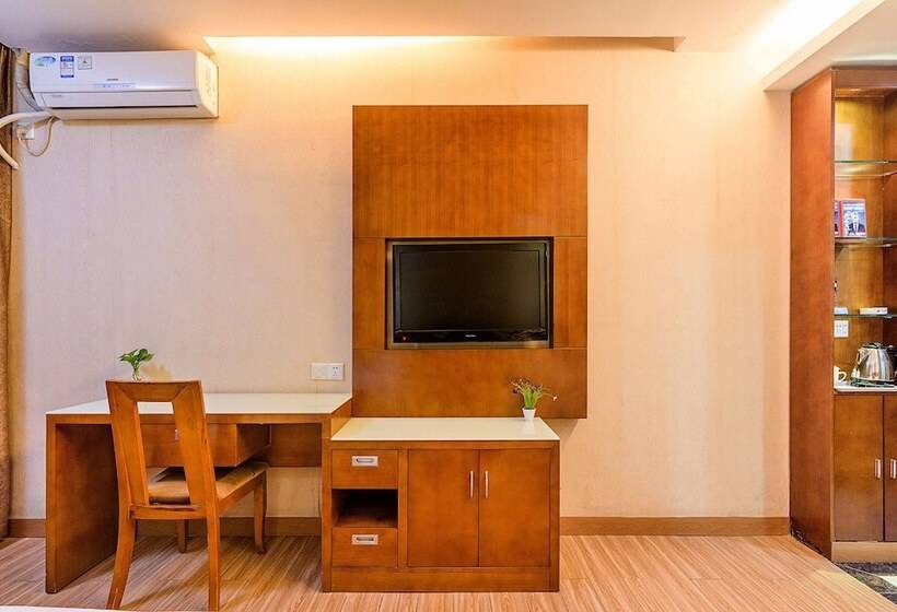 Kaiserdom Hotel Airport Branch