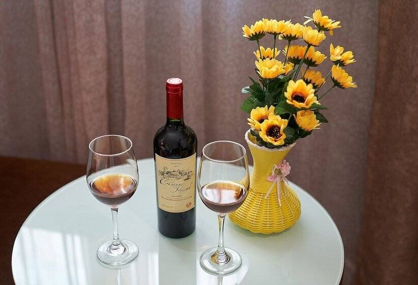 Kaiserdom Hotel Airport Branch