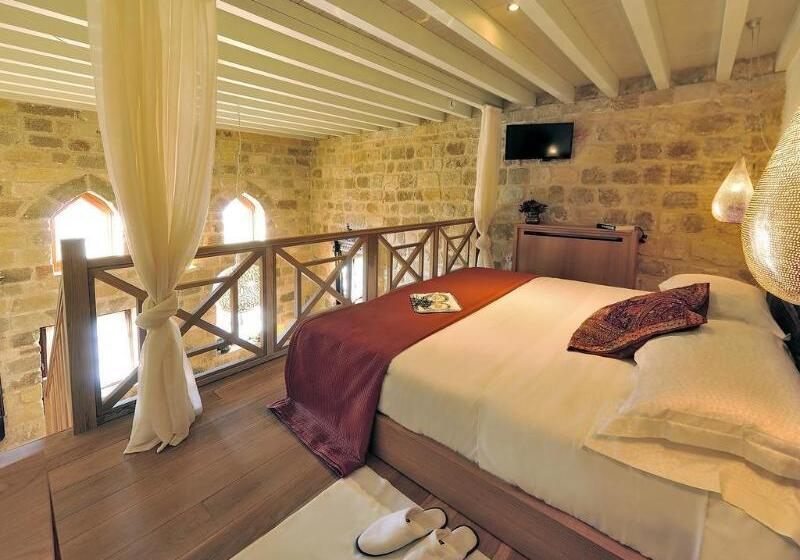 فندق Kokkini Porta Rossa