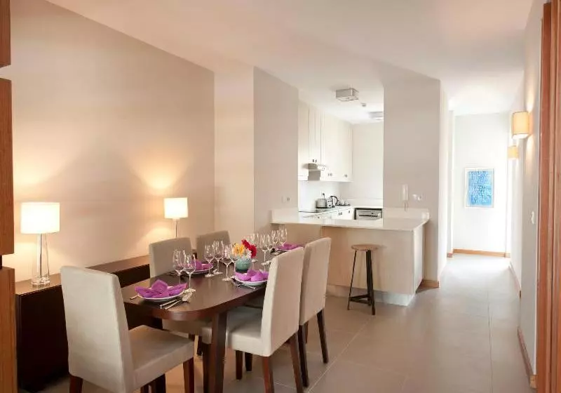 هتل La Residence by Horizon Holidays