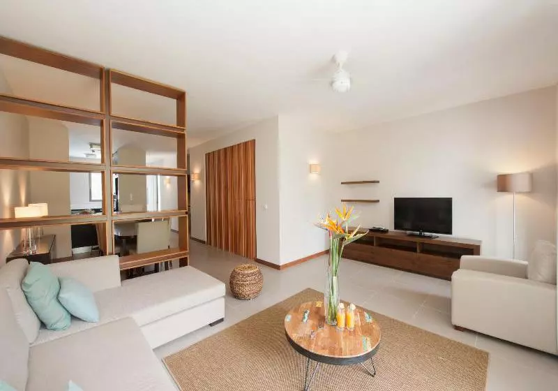 هتل La Residence by Horizon Holidays