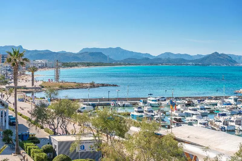 ホテル Llaut Boutique