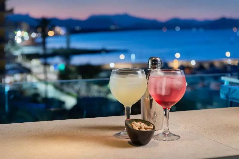 ホテル Llaut Boutique