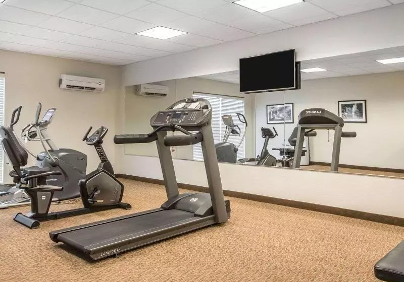 호텔 Mainstay Suites Meridian