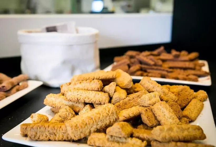 酒店 Mirtillo Rosso Family