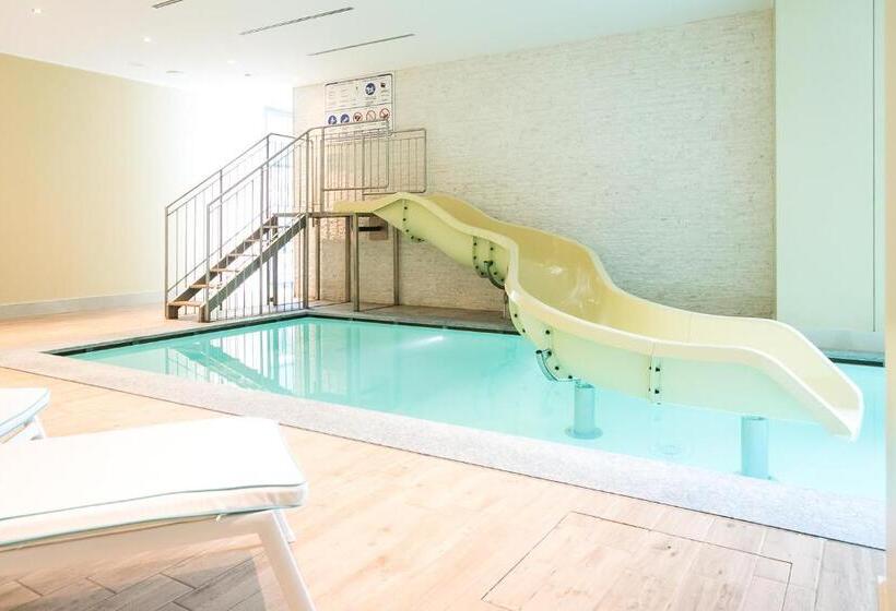 Отель Mirtillo Rosso Family