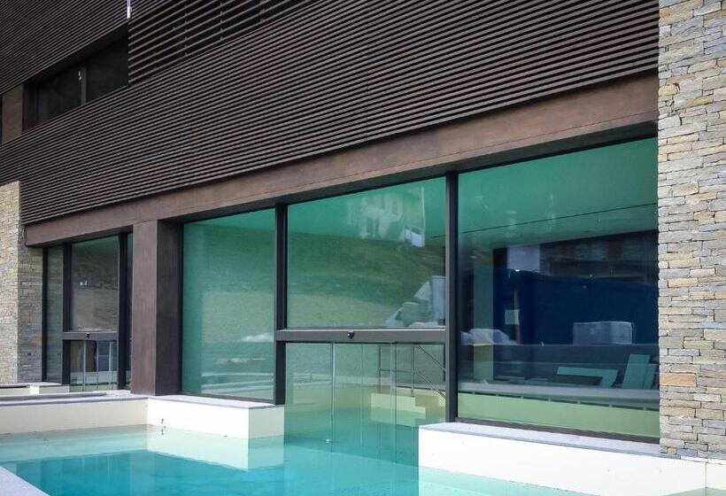 Отель Mirtillo Rosso Family