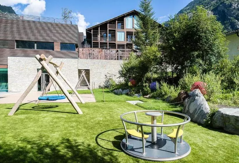 酒店 Mirtillo Rosso Family