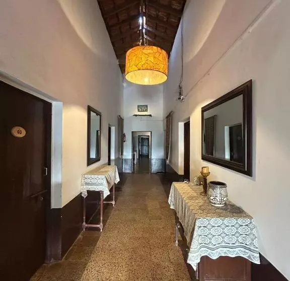 هتل Ocean View Goan Beach House