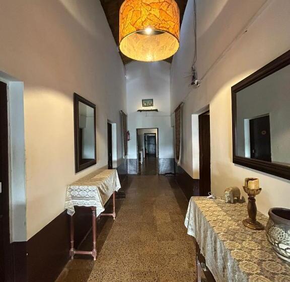 هتل Ocean View Goan Beach House