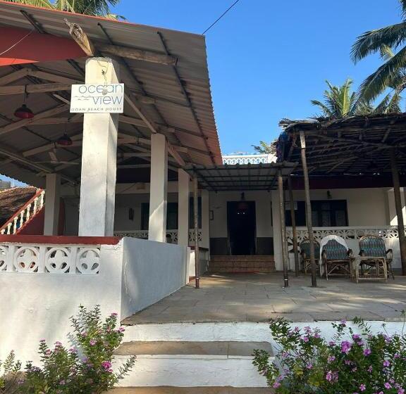 هتل Ocean View Goan Beach House