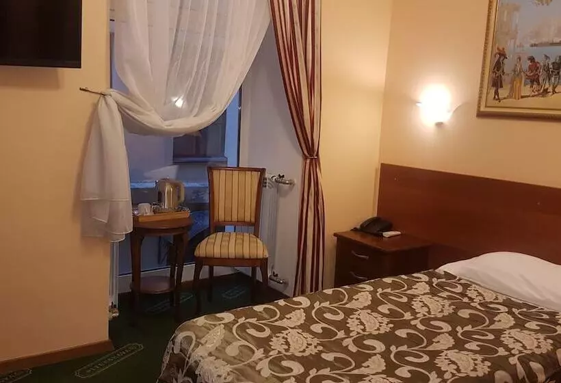 ホテル Piterskaya Club