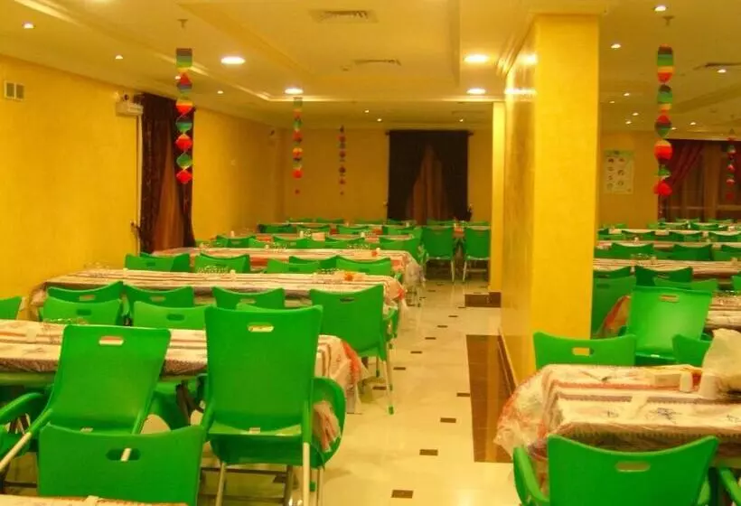 בית מלון כפרי Qasr Alazzizia