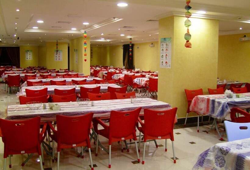 בית מלון כפרי Qasr Alazzizia