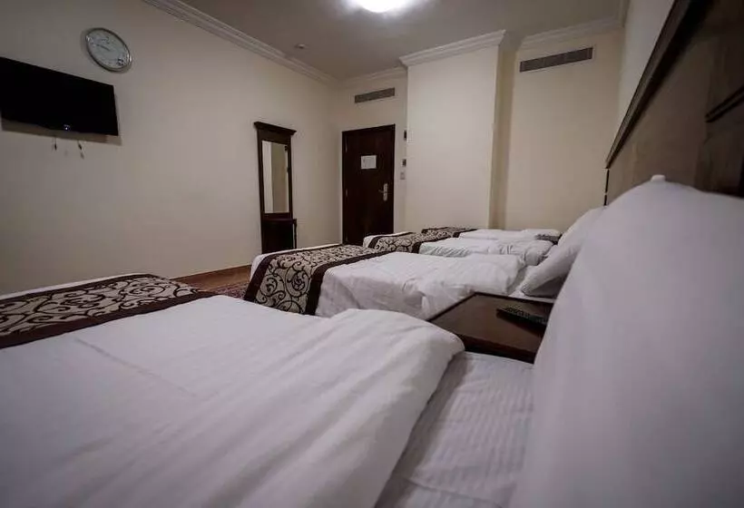 בית מלון כפרי Qasr Alazzizia