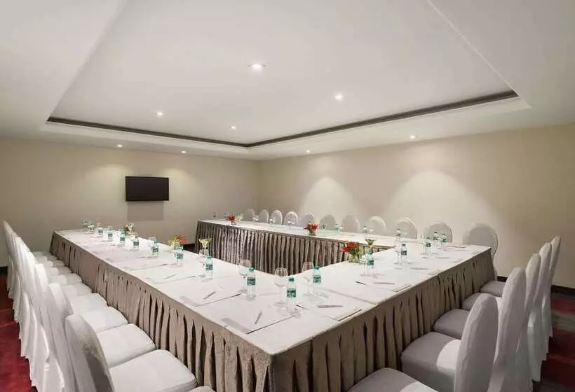 Saura Hotel, Agra A Club Mahindra Associate