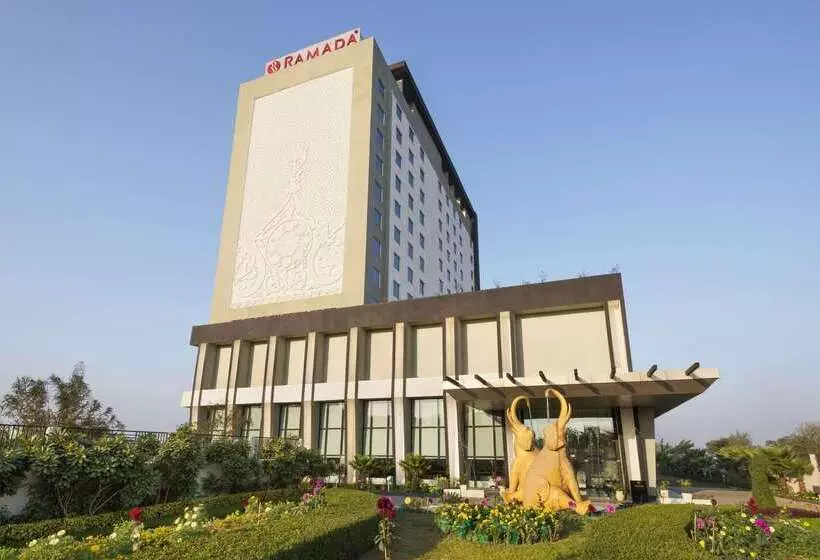 Saura Hotel, Agra A Club Mahindra Associate