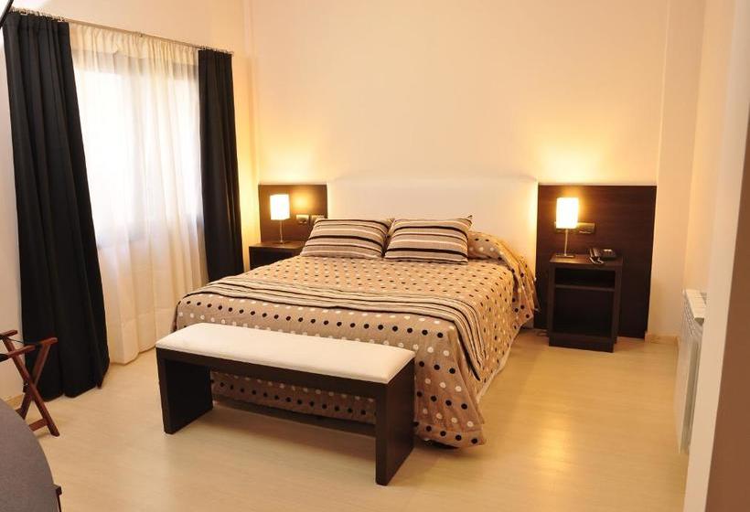 فندق San Martin Plaza