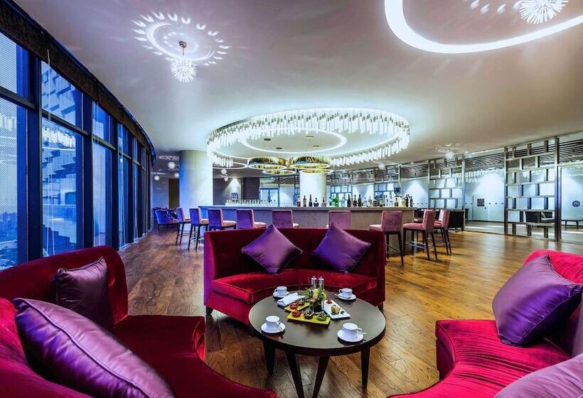 منتجع Grand Mercure Qingdao Airlines