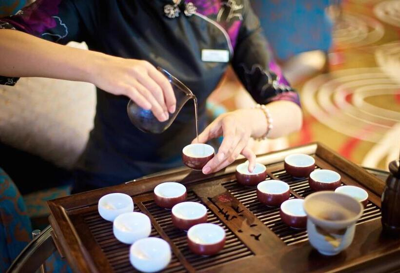 منتجع Grand Mercure Qingdao Airlines