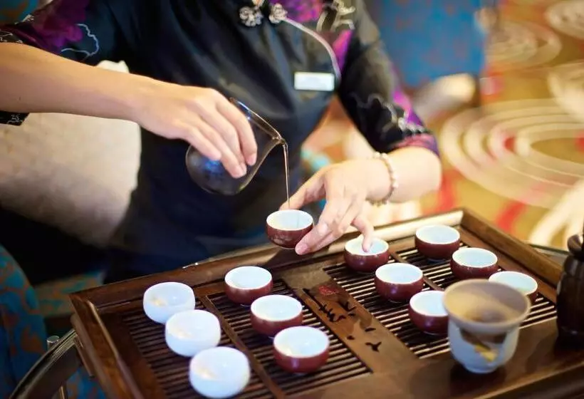 Resort Grand Mercure Qingdao Airlines