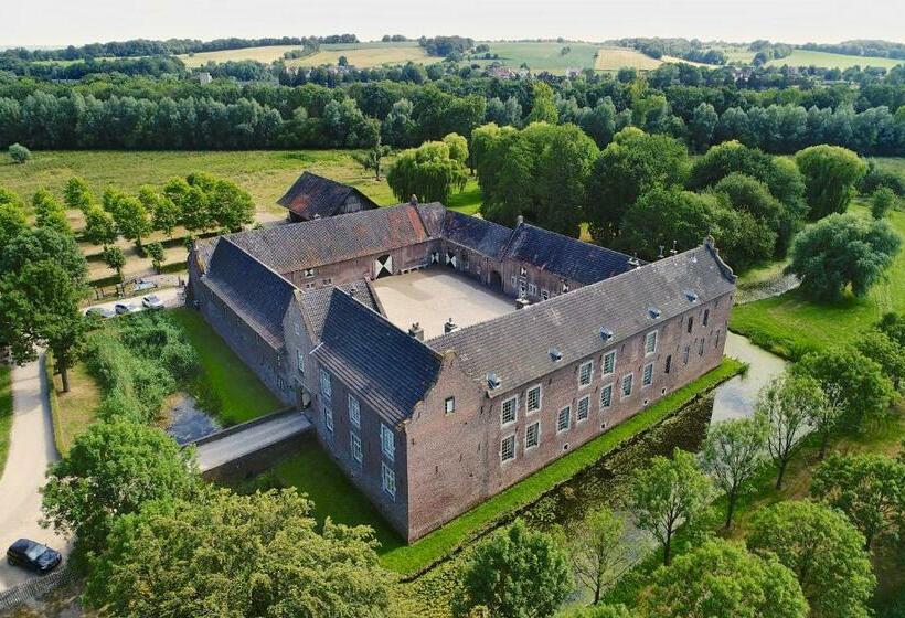 Terborgh Budget Hostel