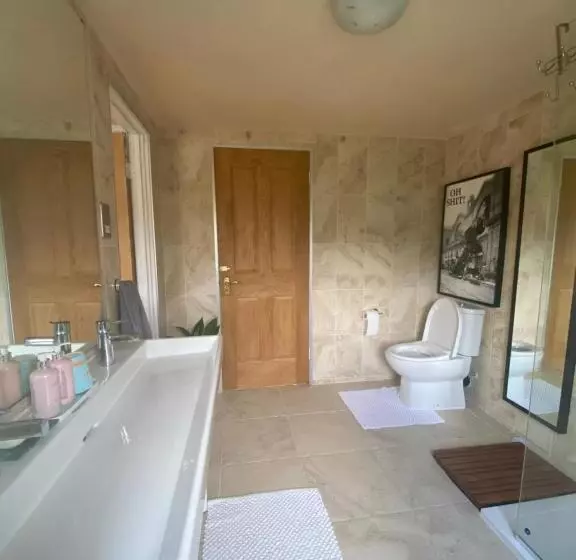 ベッドアンドブレックファースト Zen Cottage, Cheltenham