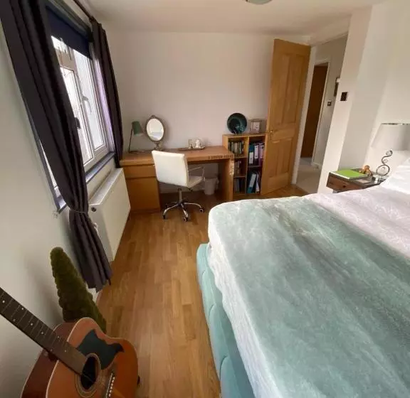 ベッドアンドブレックファースト Zen Cottage, Cheltenham