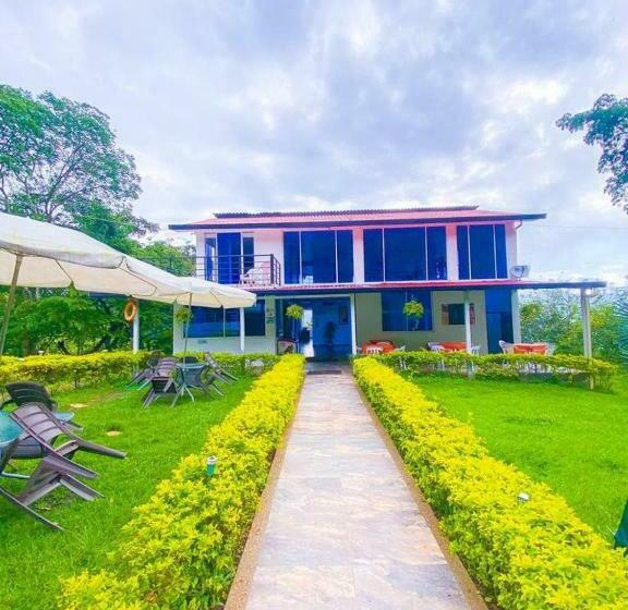 ホテル Campestre Villeta