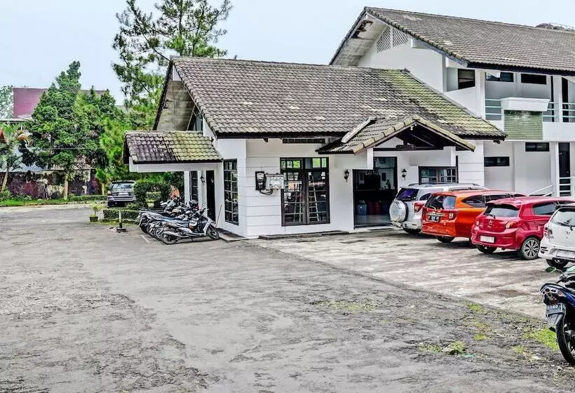 Hotelli Spot On 92324  Sinar Rejeki