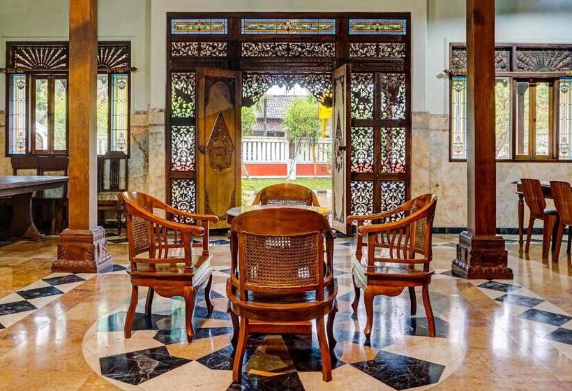 Hotel Spot On 92332 Griyo Werdiningsih