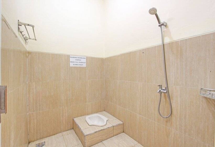 Hotel Spot On 92333 Bayanan Indah Guest House