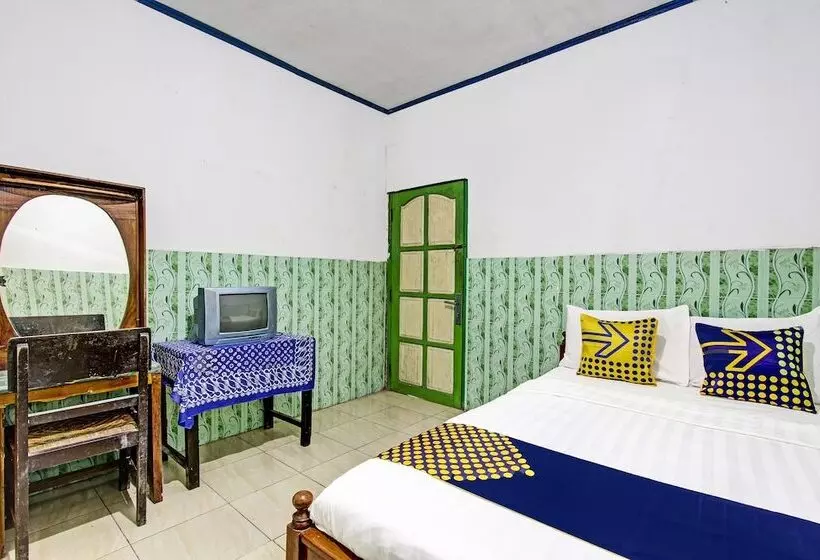 ホテル Spot On 92333 Bayanan Indah Guest House