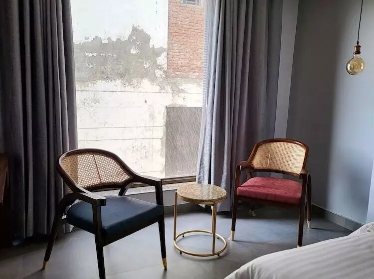Hotelli Belvedere Suites