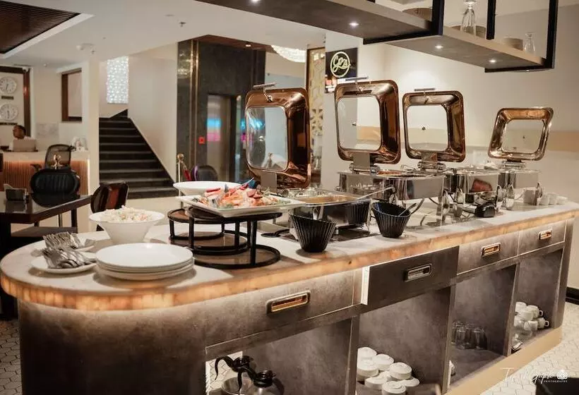 Hotelli Belvedere Suites