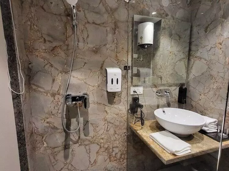 Hotelli Belvedere Suites