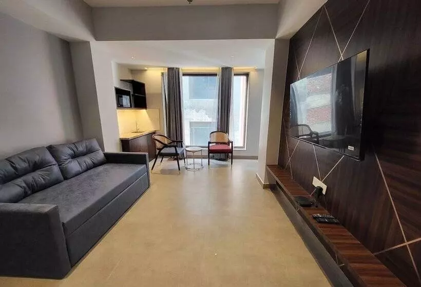 Hotelli Belvedere Suites