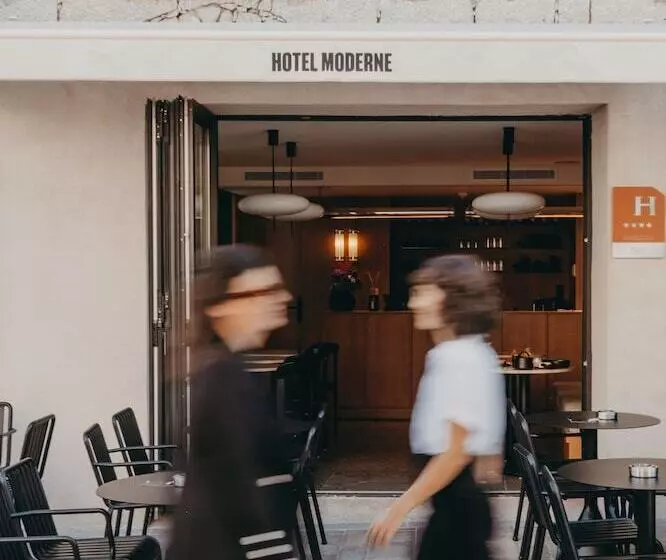 Hotelli Moderne