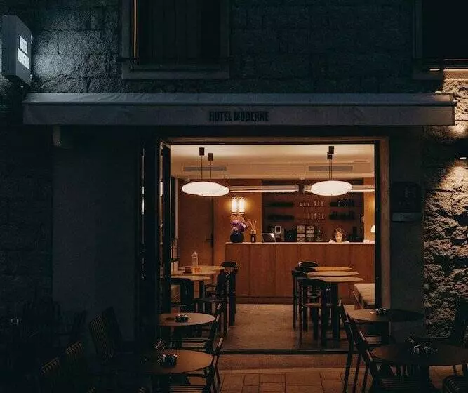 Hotelli Moderne