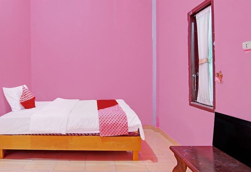 בית מלון כפרי Oyo 92302 Salsa Homestay Syariah