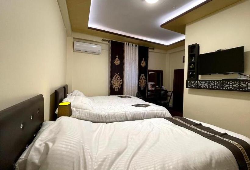 پانسیون Ad Deir Guesthouse