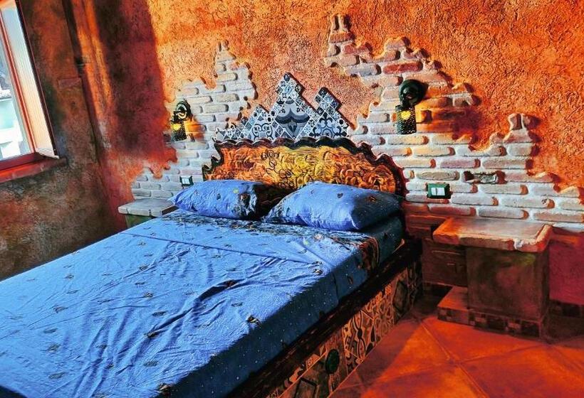 پانسیون Casa Gaudi House & Rooms