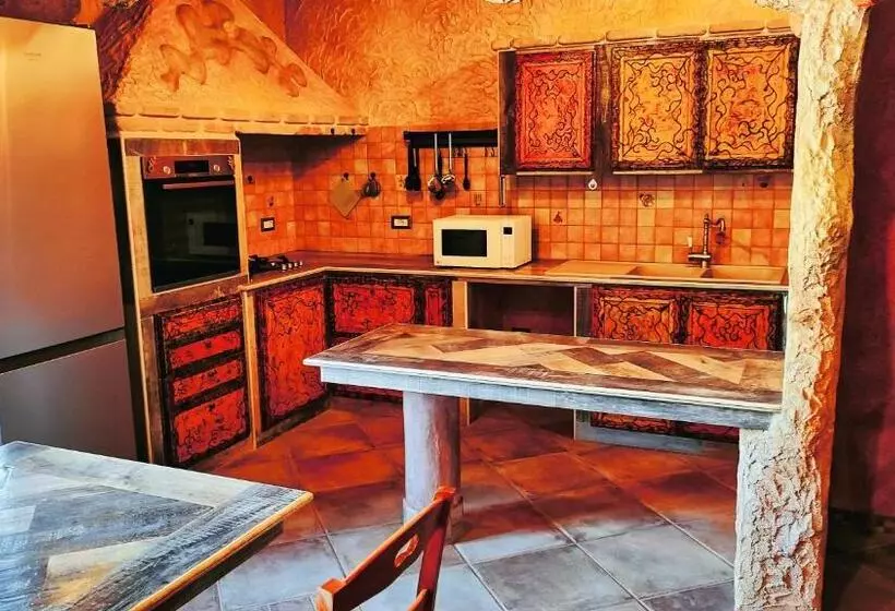 Majatalo Casa Gaudi   House & Rooms