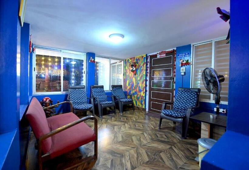 פנסיון His Grace Holiday Homes Nr To Malpe Beach