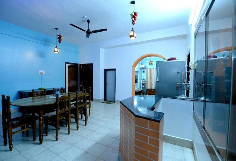 פנסיון His Grace Holiday Homes Nr To Malpe Beach