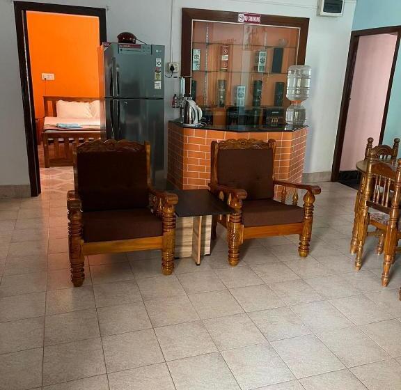 פנסיון His Grace Holiday Homes Nr To Malpe Beach